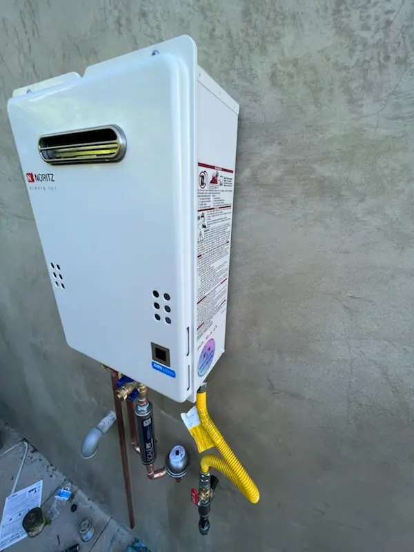 Tankless water heater installation for Cleversburg Junction homes